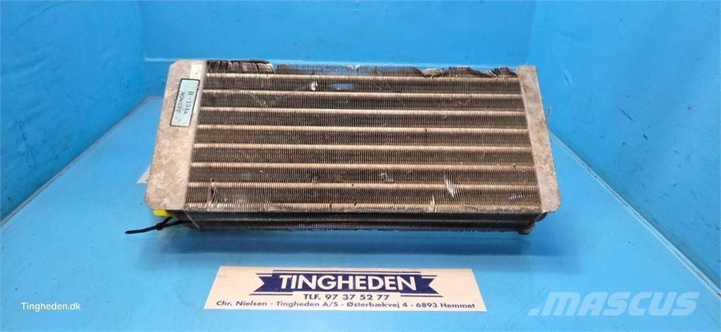 New Holland TX68 Radiatorji