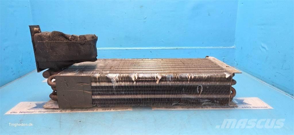 New Holland TX68 Radiatorji