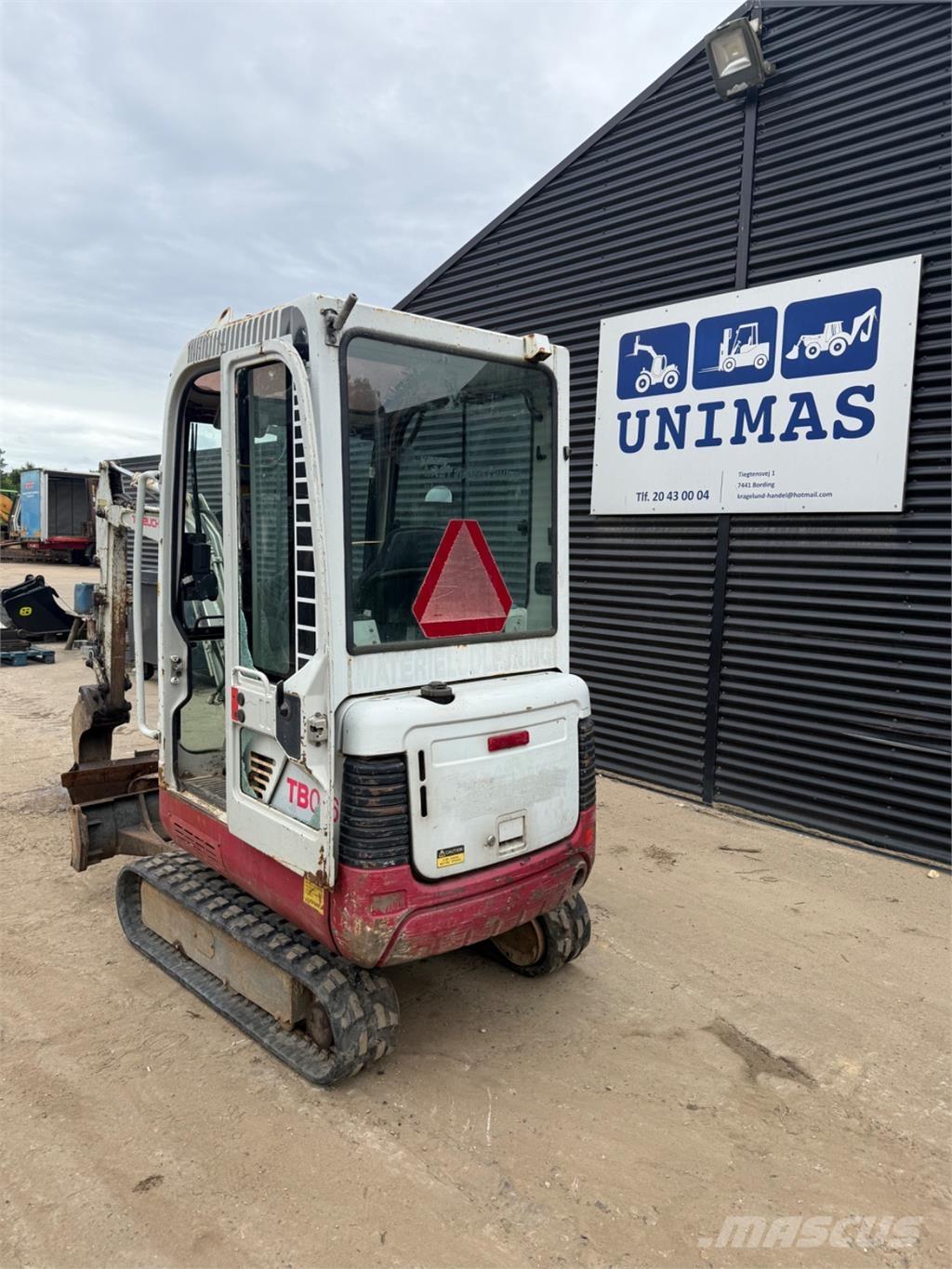 Takeuchi TB016 Mini bagri <7t