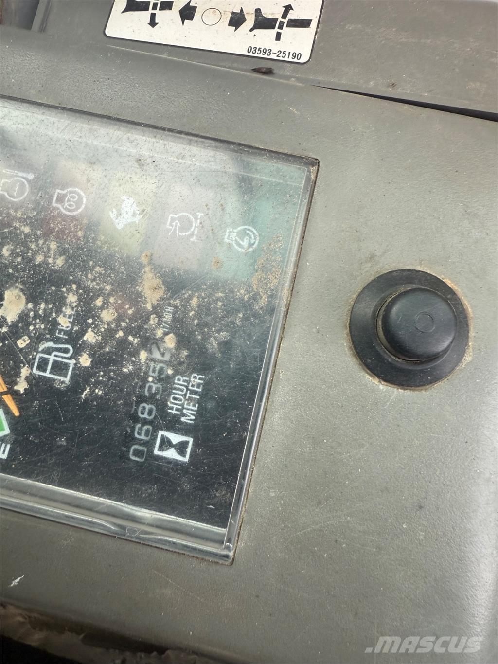 Takeuchi TB145 Bagri goseničarji