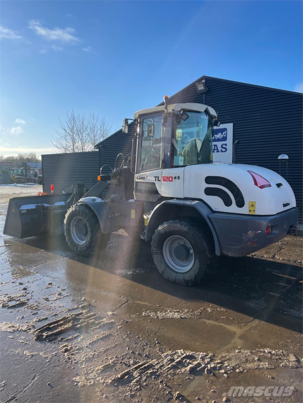 Terex TL120 Kolesni nakladalci