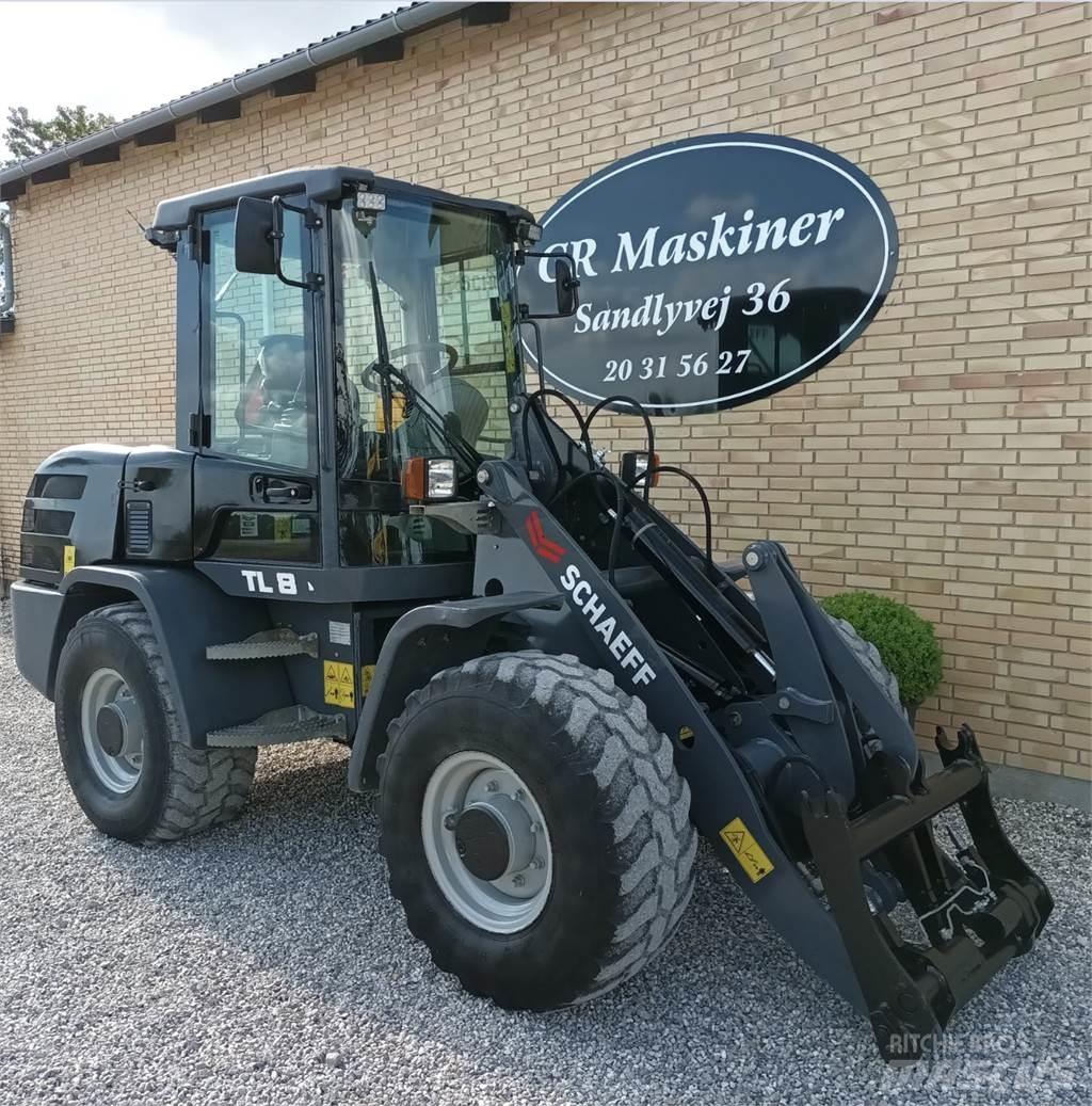 Terex tl80 Kolesni nakladalci