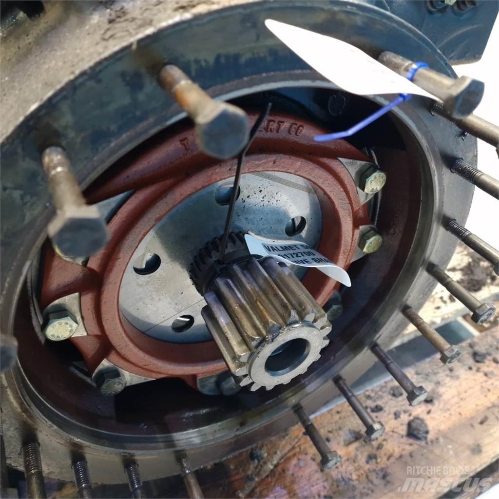 Valmet 505 Menjalnik