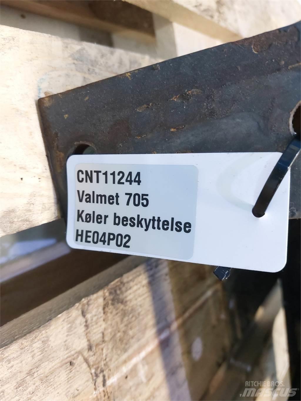 Valmet 705 Priključki za čelni nakladalec