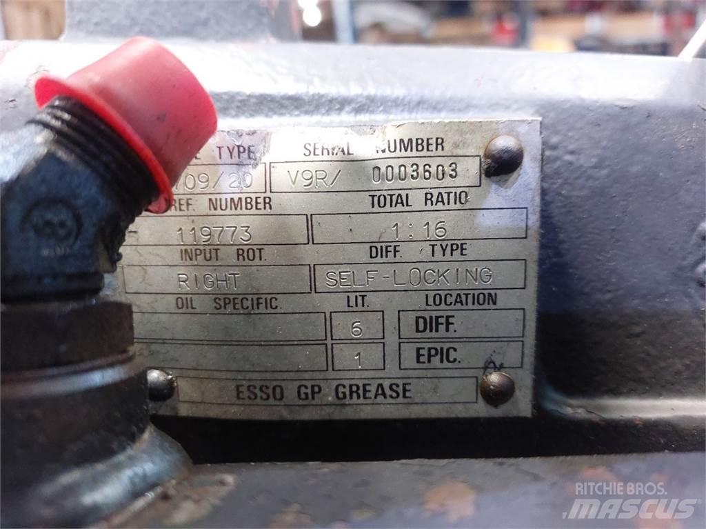 Valmet 705 Druga oprema za traktorje