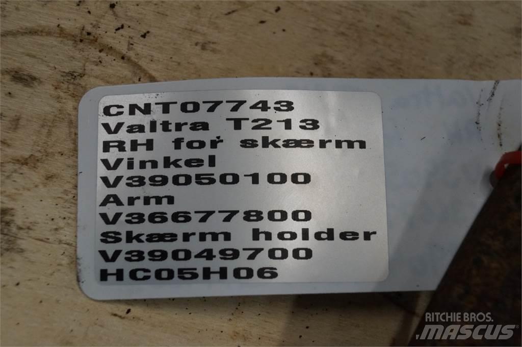 Valtra T213 Druga oprema za traktorje