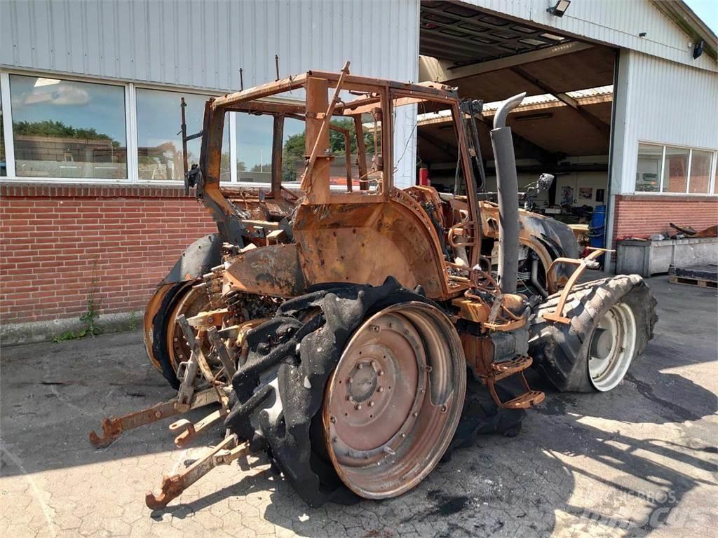 Valtra T213 Traktorji