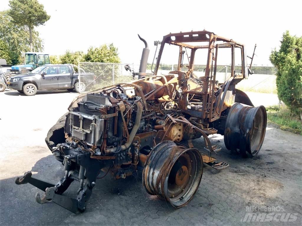 Valtra T213 Traktorji