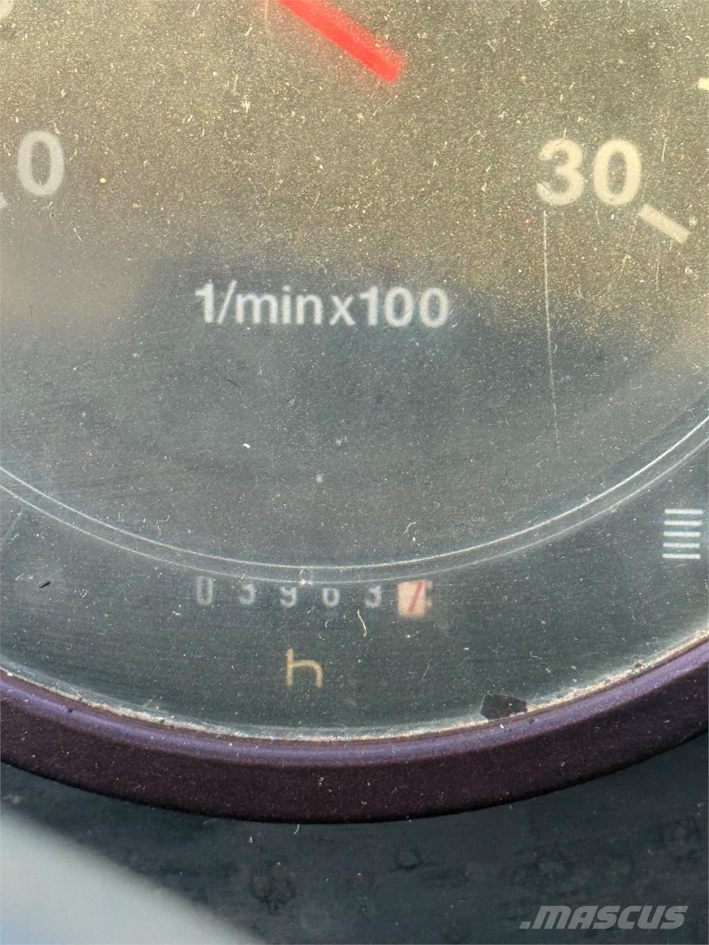 Volvo A20 Ne cestni demperji