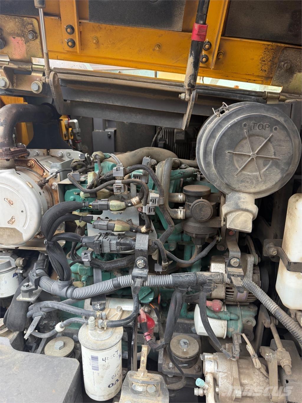 Volvo ECR88D Bagri goseničarji