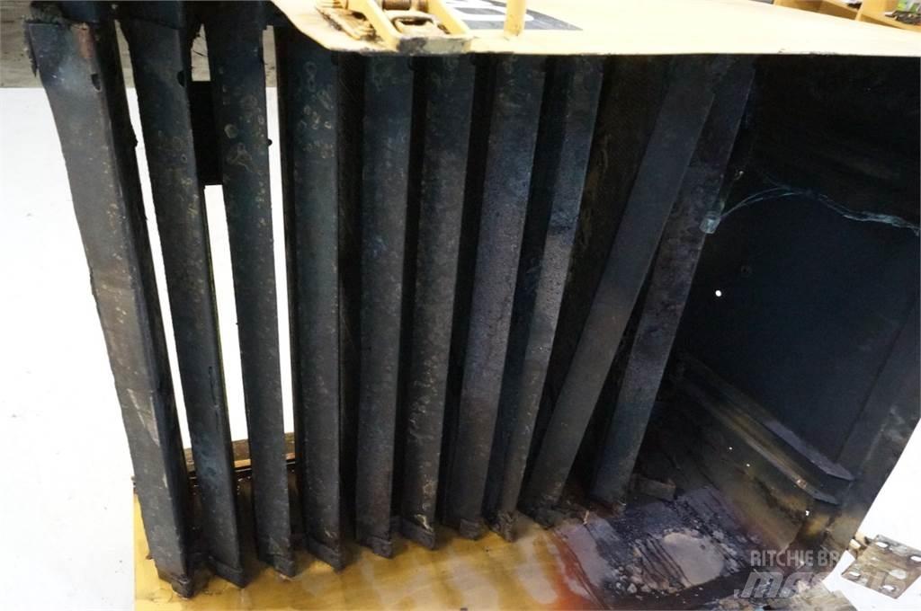 Volvo L120 Radiatorji
