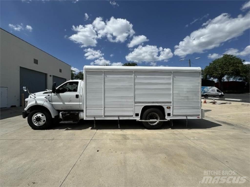 Ford F650 Tovornjaki za prevoz pijač