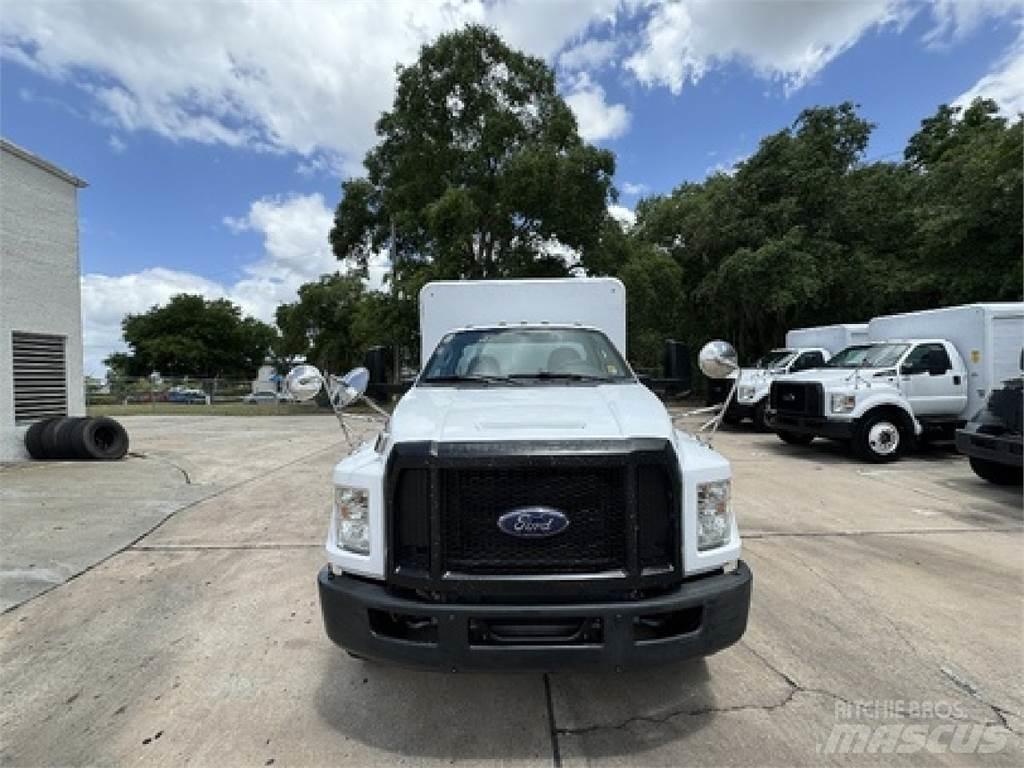 Ford F650 Tovornjaki za prevoz pijač