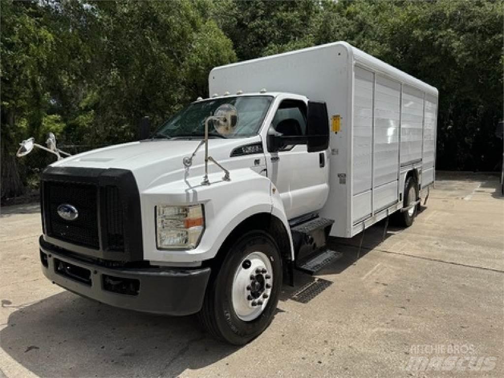 Ford F650 Tovornjaki za prevoz pijač