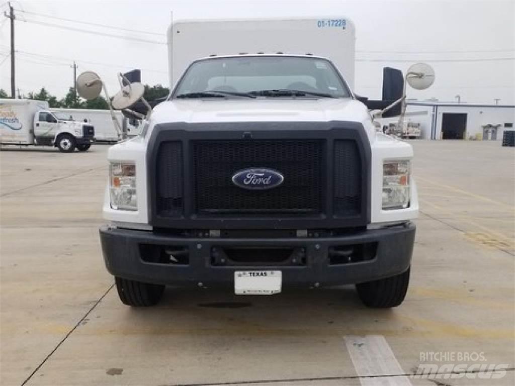 Ford F650 Tovornjaki za prevoz pijač
