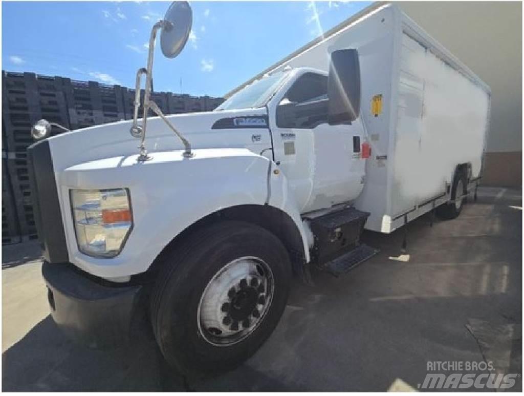 Ford F650 Tovornjaki za prevoz pijač