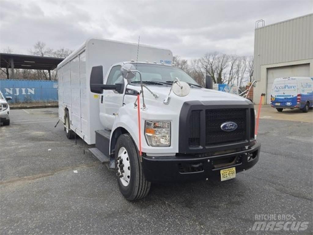 Ford F650 Tovornjaki za prevoz pijač