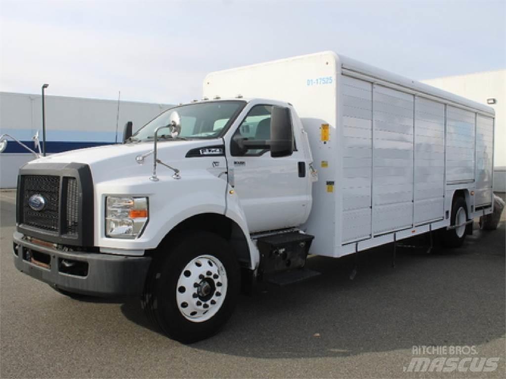 Ford F750 Tovornjaki za prevoz pijač