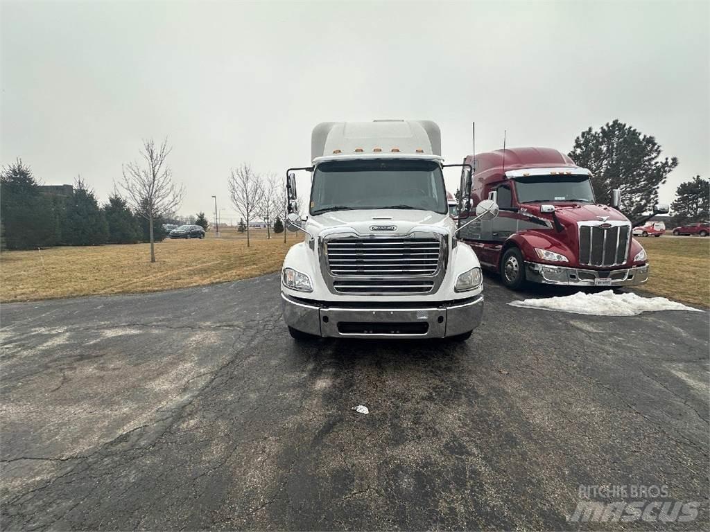 Freightliner M2 Tovornjaki zabojniki