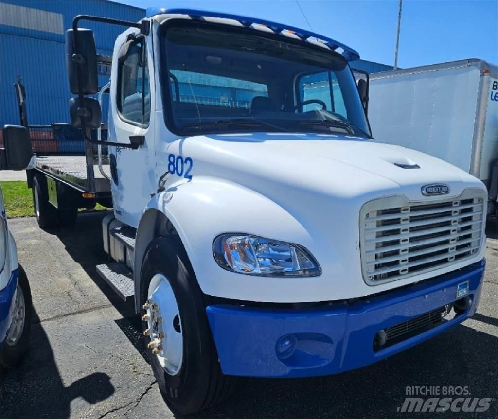 Freightliner M2 Tovornjaki s kesonom/platojem