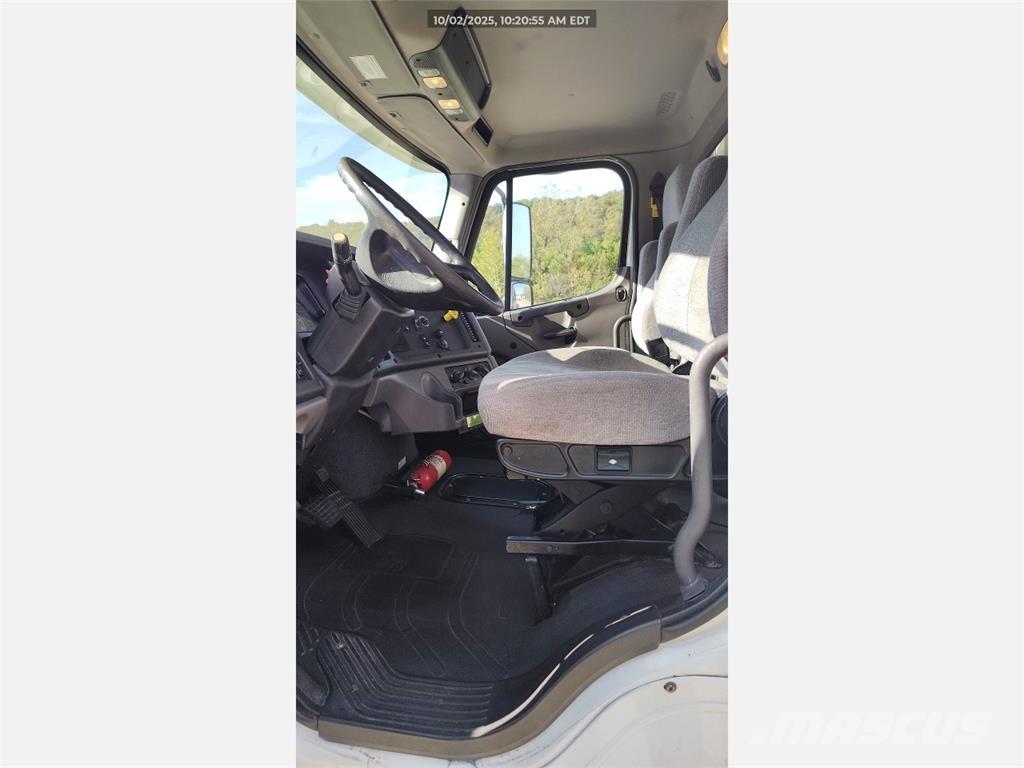 Freightliner M2 Tovornjaki hladilniki