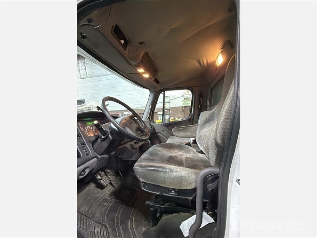 Freightliner M2 Tovornjaki hladilniki