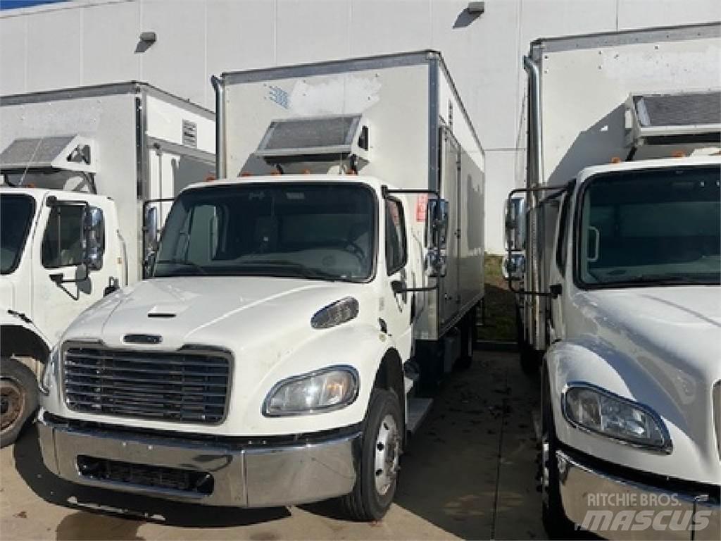 Freightliner M2-106 Tovornjaki zabojniki