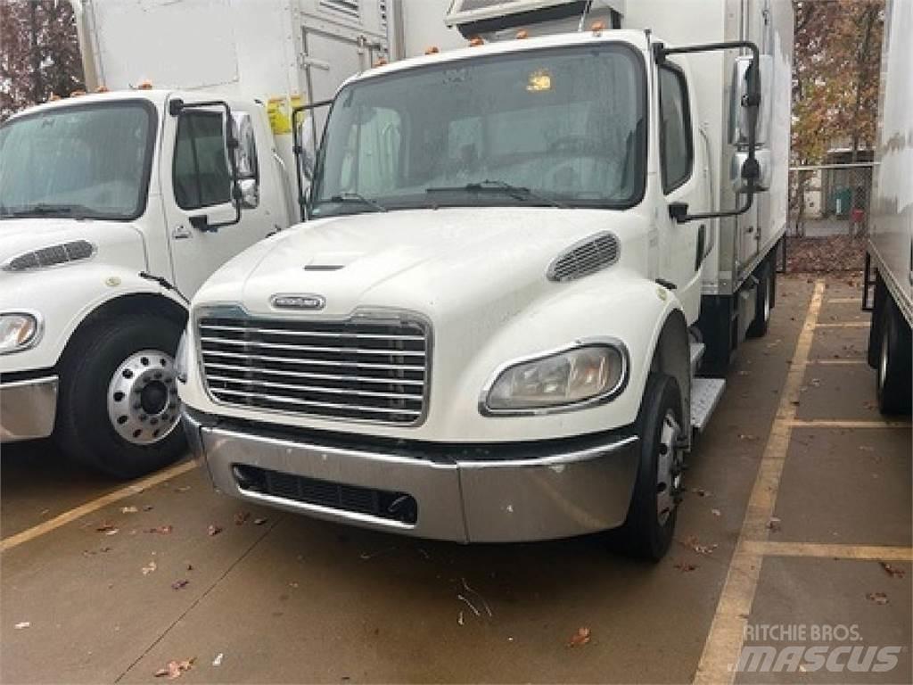 Freightliner M2-106 Tovornjaki zabojniki