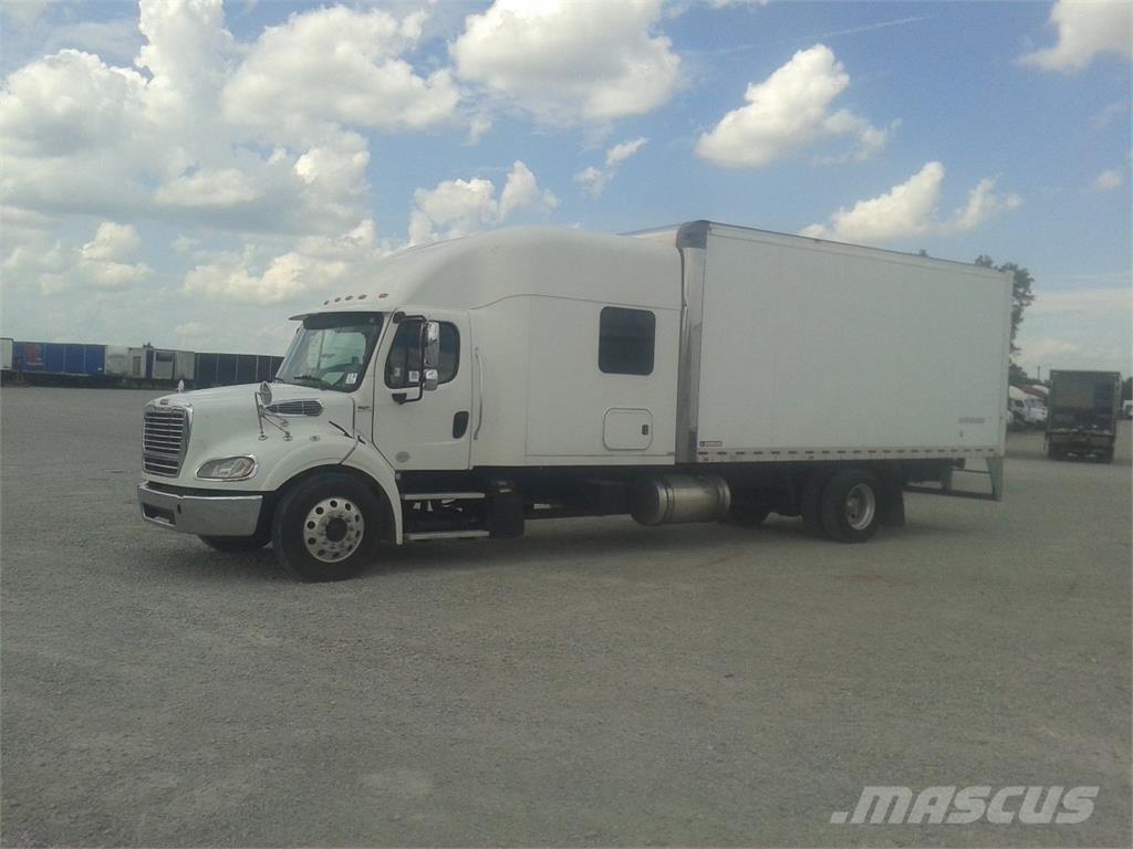Freightliner M2-112 Tovornjaki zabojniki