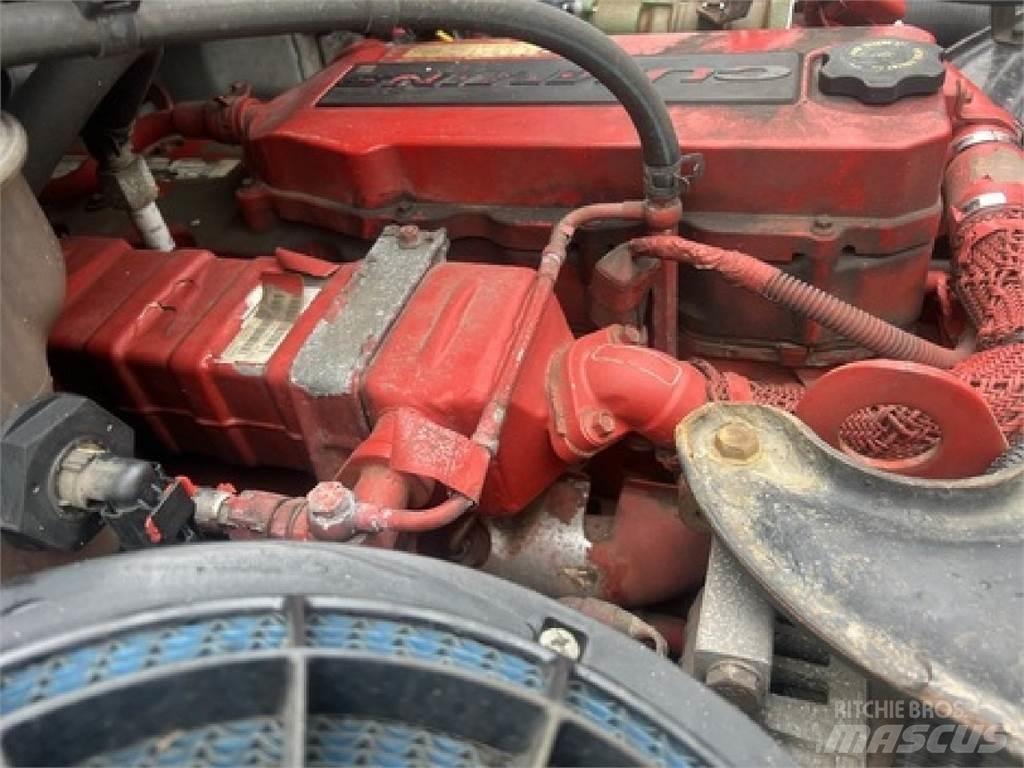 Freightliner M2106 Tovornjaki za prevoz pijač