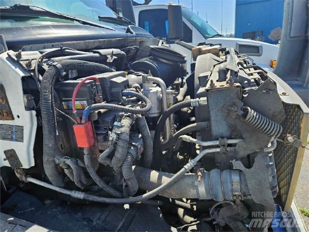 GMC C7500 Tovornjaki zabojniki