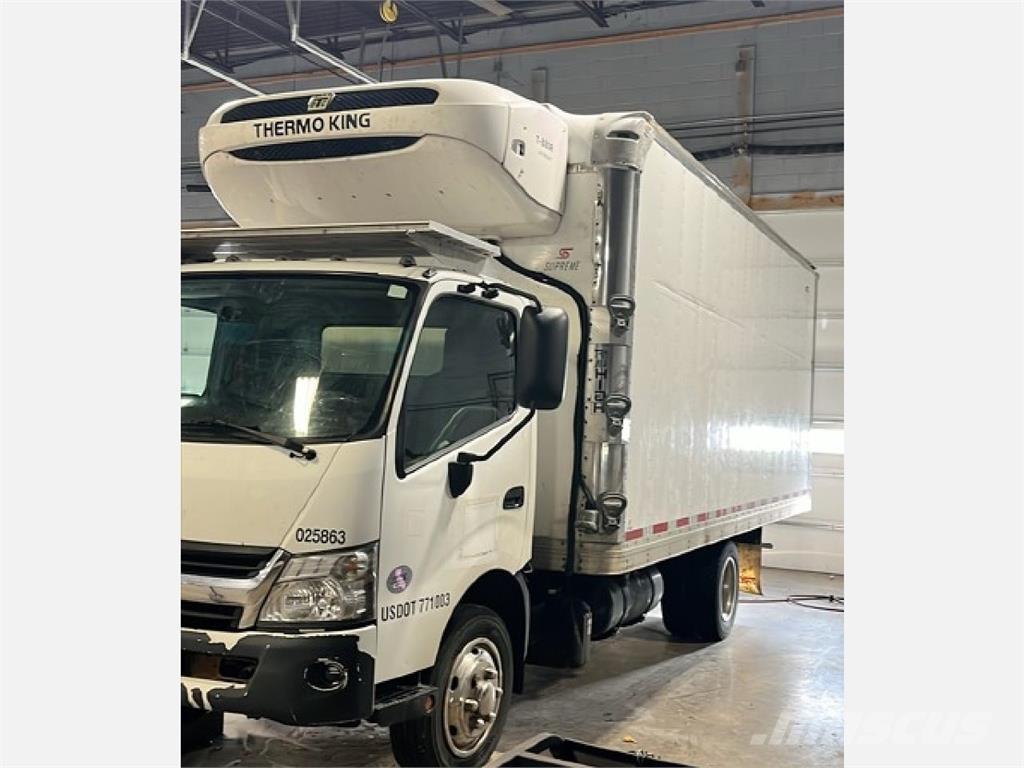 Hino 195 Tovornjaki hladilniki