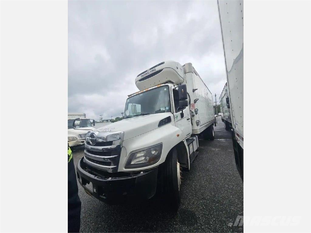 Hino 268 Tovornjaki hladilniki