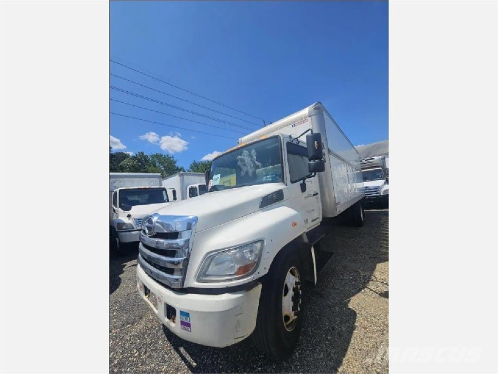 Hino 268 Tovornjaki zabojniki
