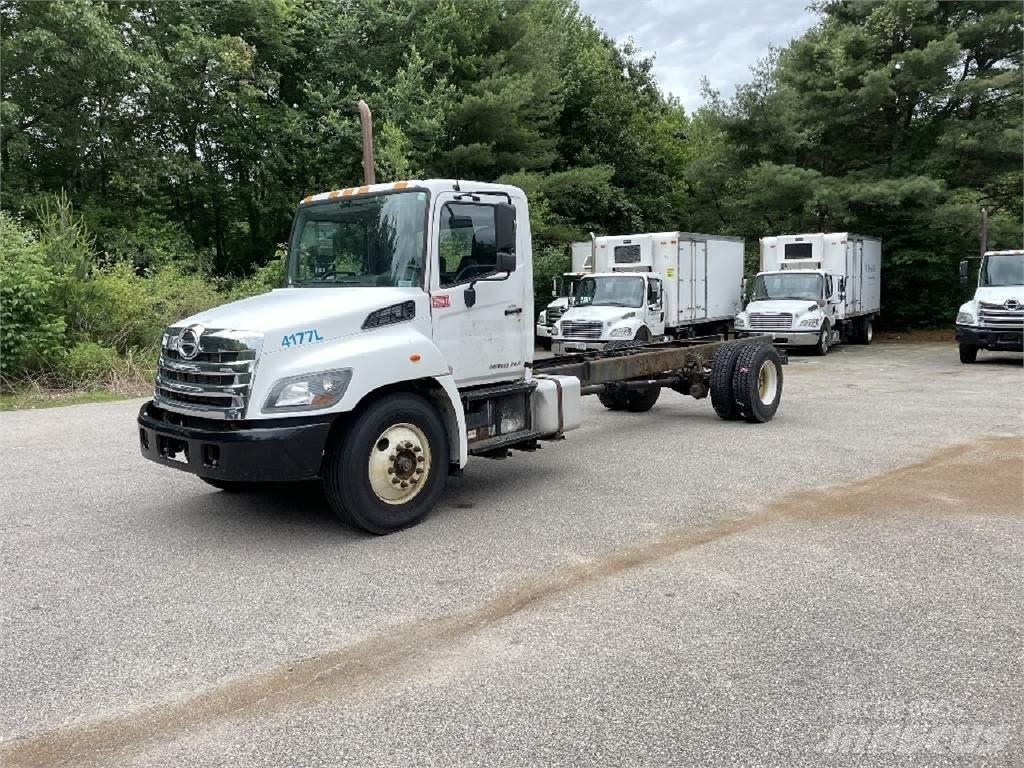 Hino 338 Tovornjaki-šasije