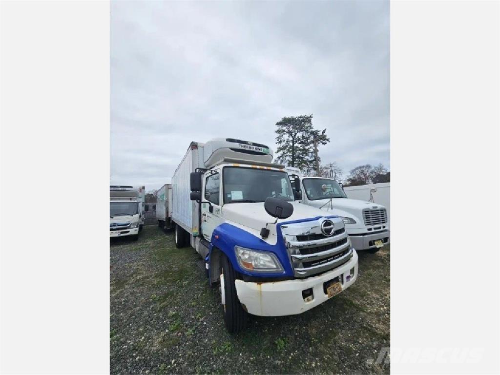 Hino 338 Tovornjaki hladilniki