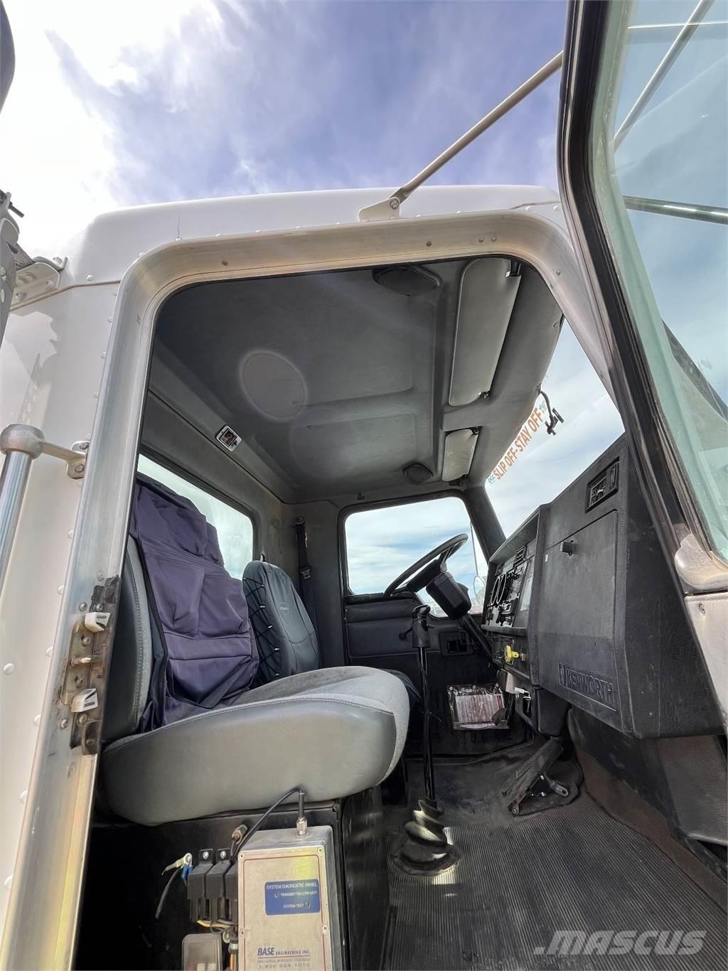Kenworth T300 Drugi tovornjaki