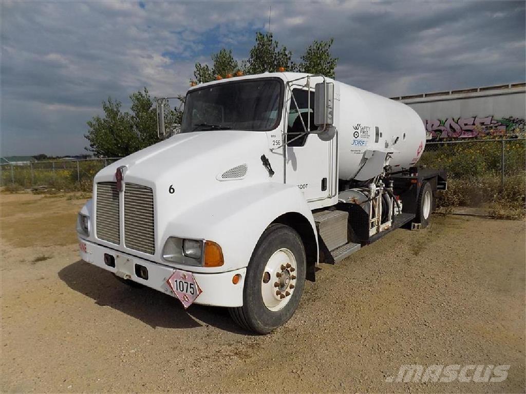 Kenworth T300 Drugi tovornjaki