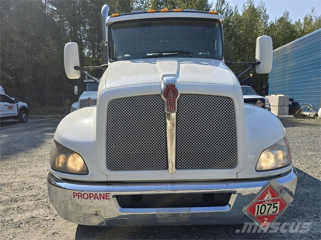 Kenworth T370 Drugi tovornjaki