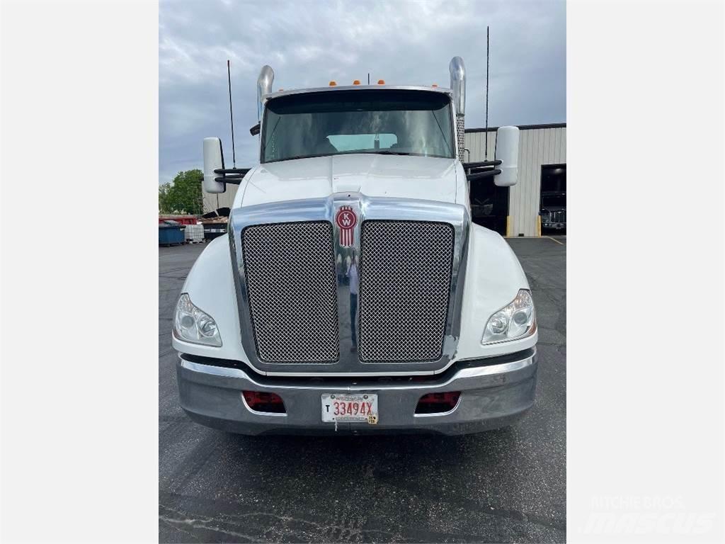 Kenworth T680 Vlačilci