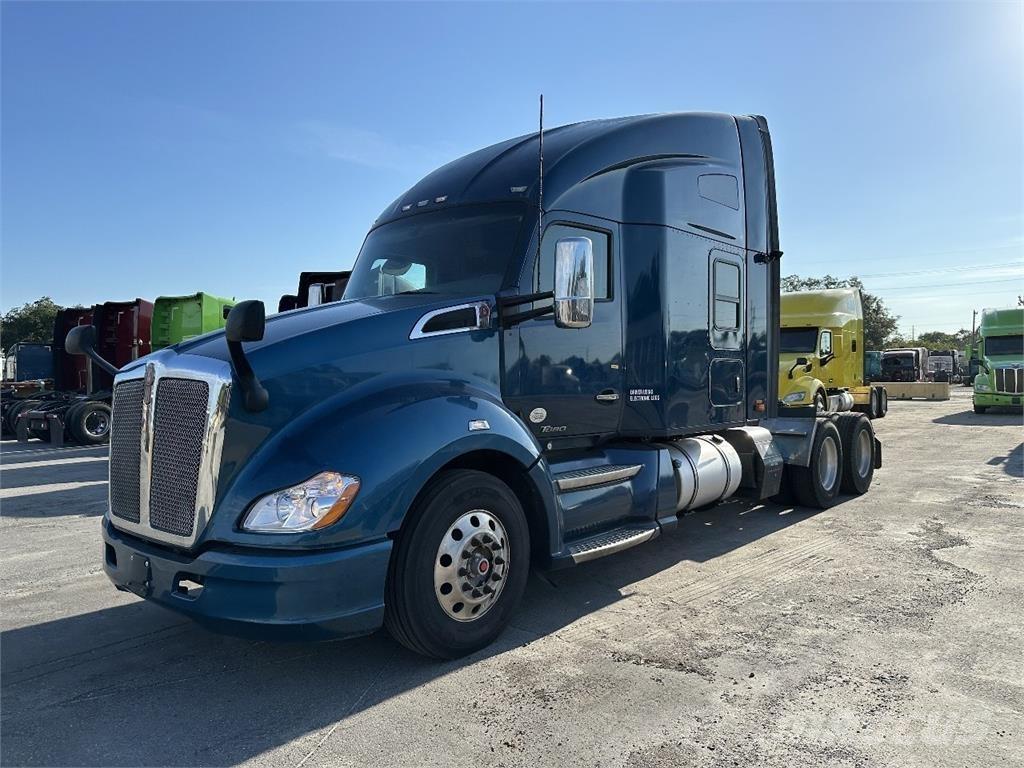 Kenworth T680 Vlačilci