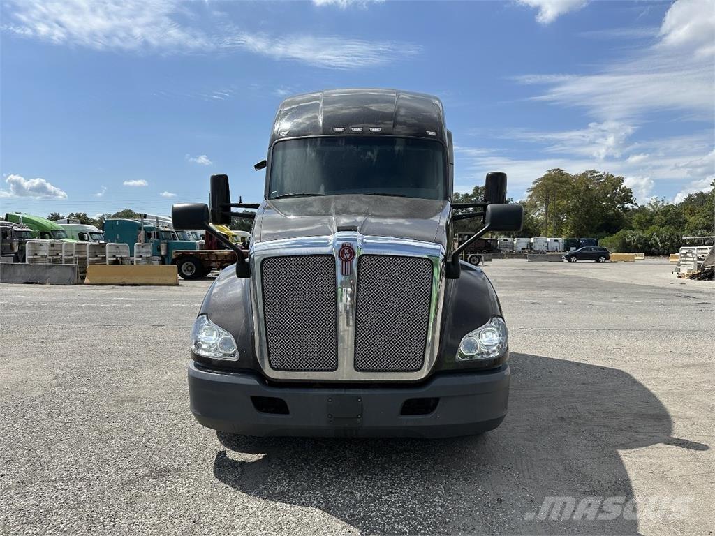 Kenworth T680 Vlačilci