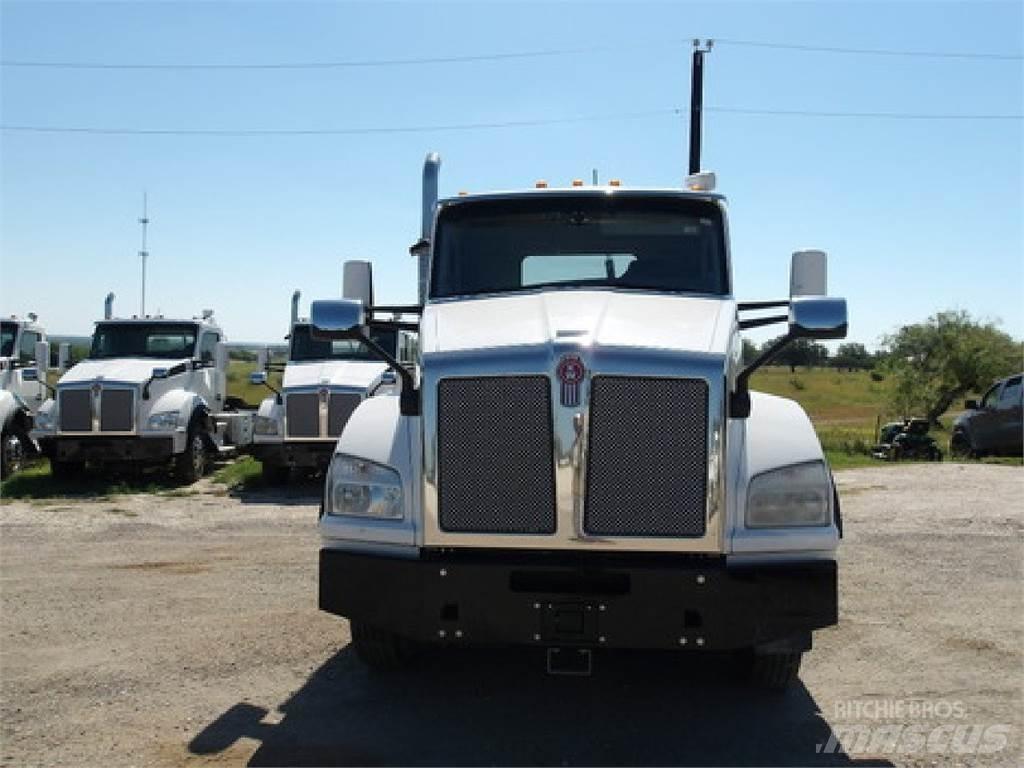 Kenworth T880 Vlačilci