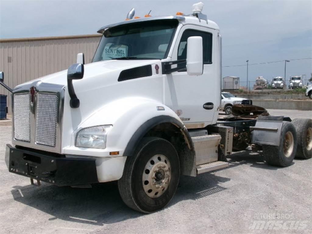 Kenworth T880 Vlačilci