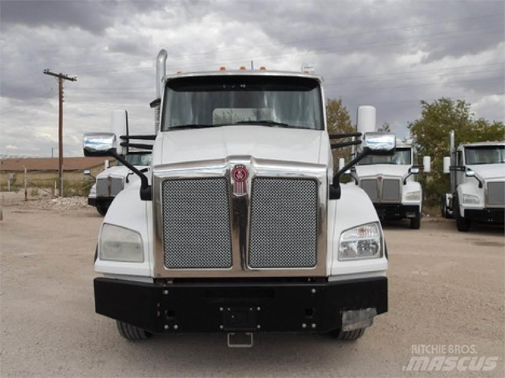 Kenworth T880 Vlačilci