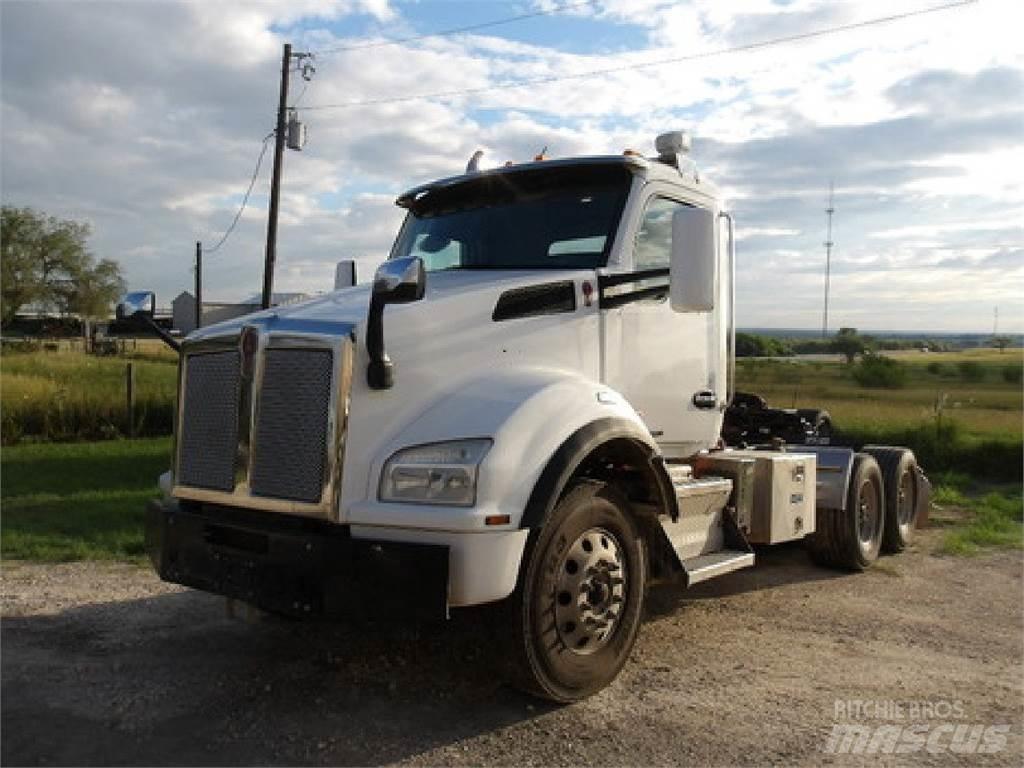 Kenworth T880 Vlačilci