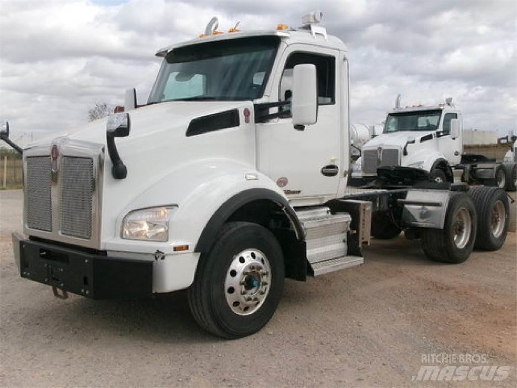 Kenworth T880 Vlačilci