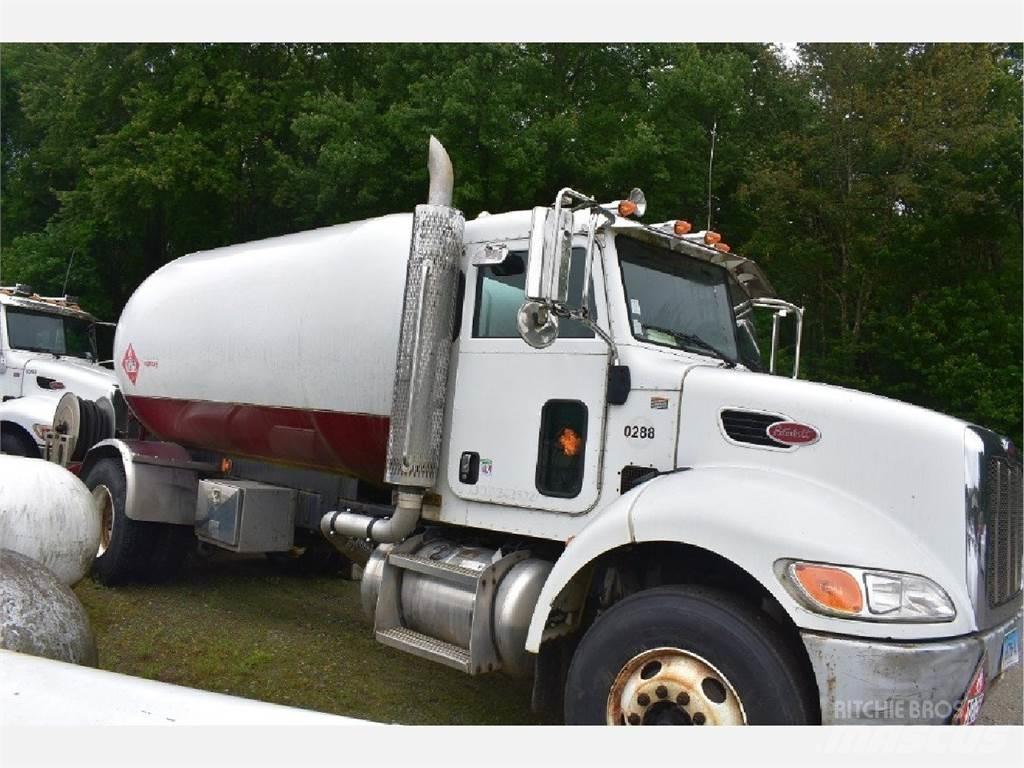 Peterbilt 335 Drugi tovornjaki