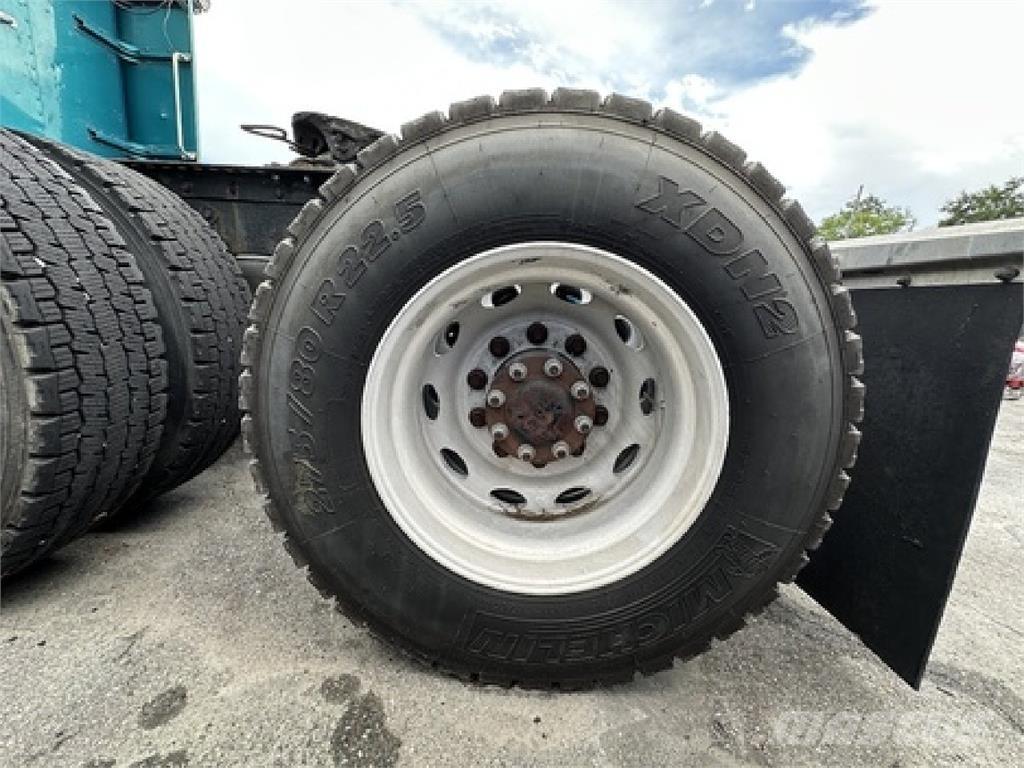 Peterbilt 379 Vlačilci