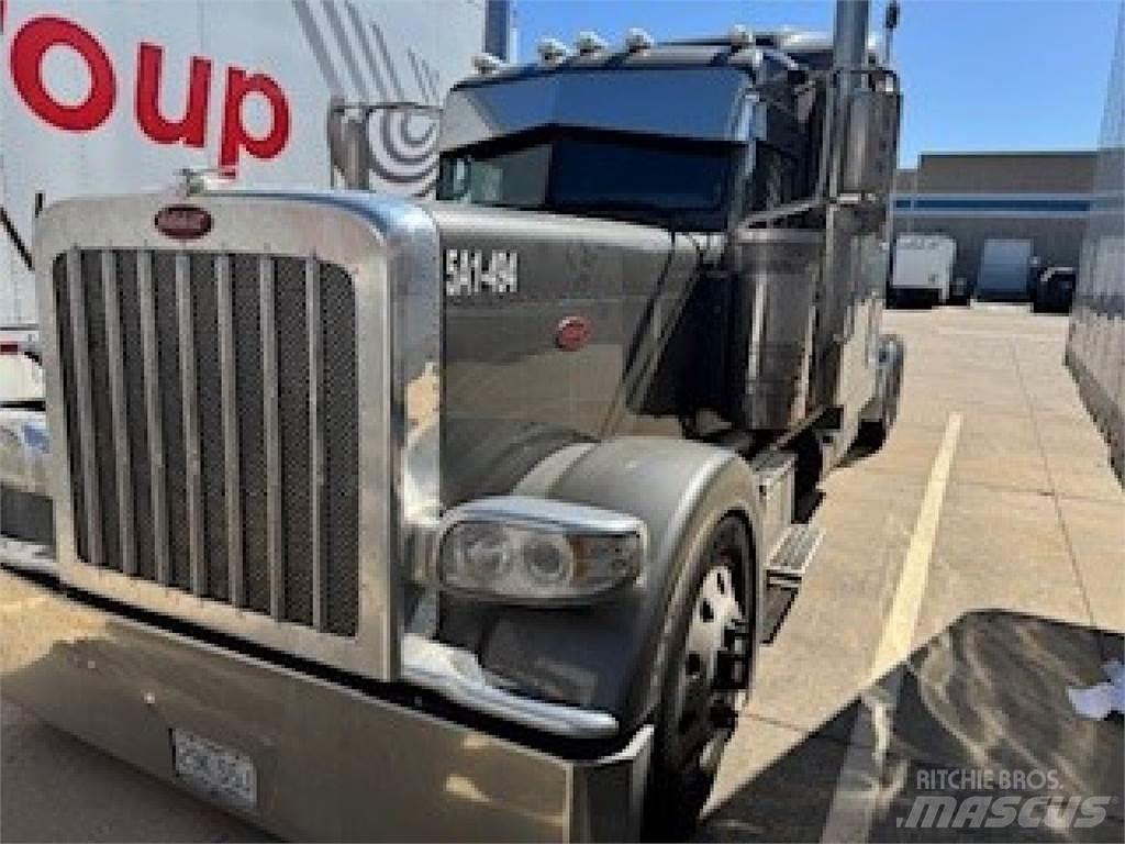 Peterbilt 389 Vlačilci